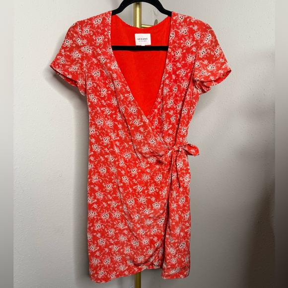 Sezane Dresses & Skirts - Sezane floral silk wrap dress